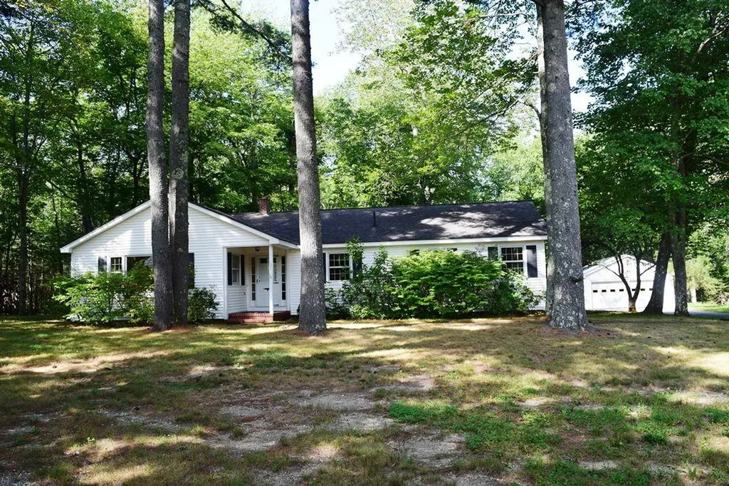 135 Bucksport Road Ellsworth ME 04605