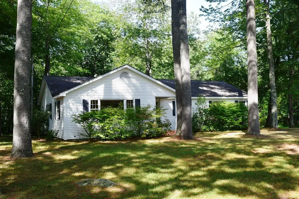 135 Bucksport Road Ellsworth ME 04605