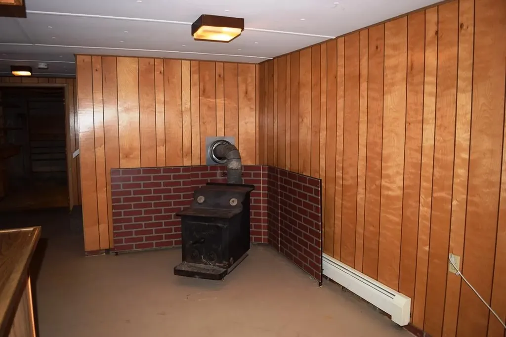 135 Bucksport Road Ellsworth ME 04605