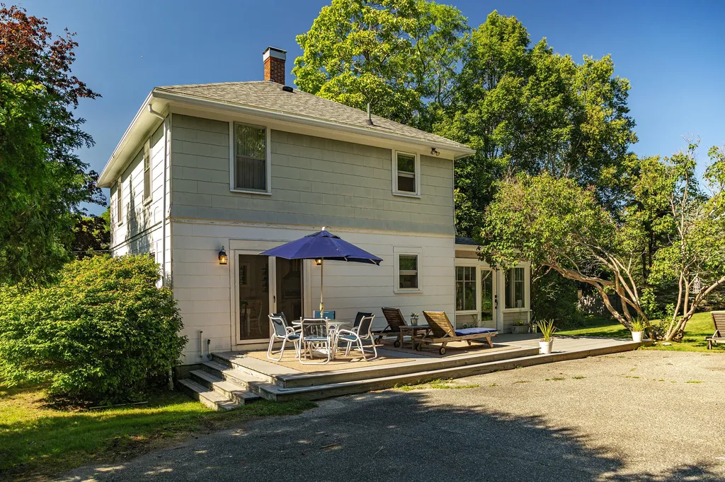 5 Pine Street Bar Harbor ME 04609