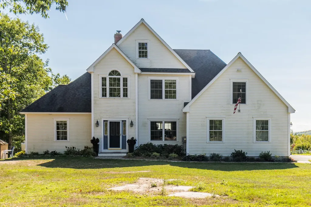 151 Dutton Hill Gray ME 04039