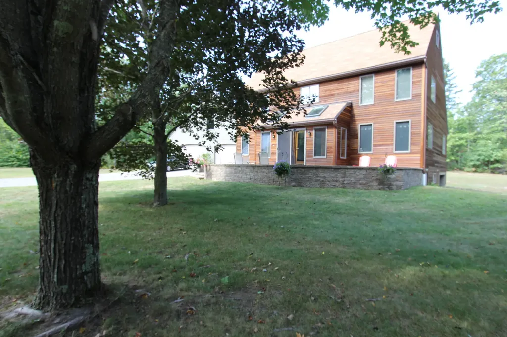 110 Center Bridge Road Turner ME 04282