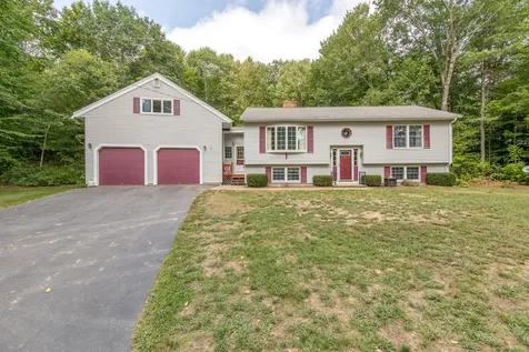 204 Blake Road Standish ME 04084