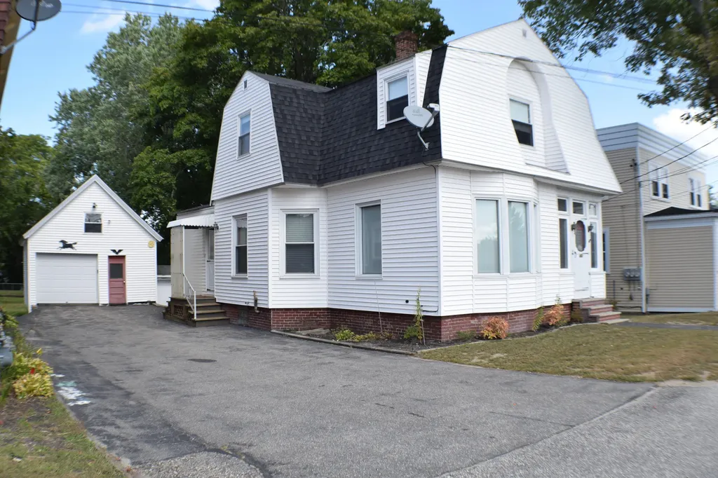 462 Sabattus Street Lewiston ME 04240
