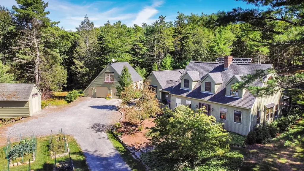 65 Bowmans Landing Road Georgetown ME 04548