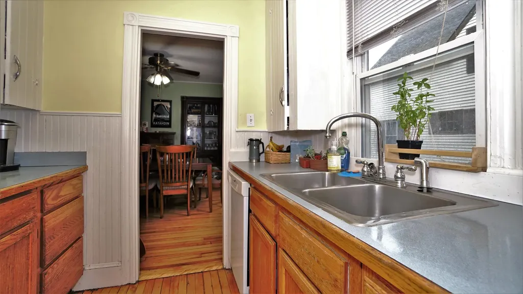 14-16 Inverness Street Portland ME 04103