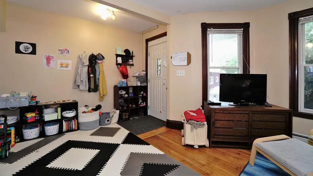 14-16 Inverness Street Portland ME 04103