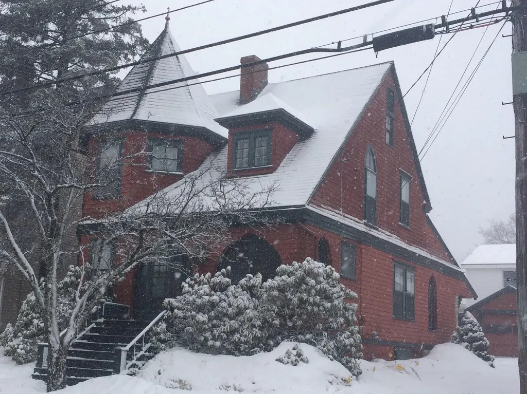 312 Center Street Bangor ME 04401