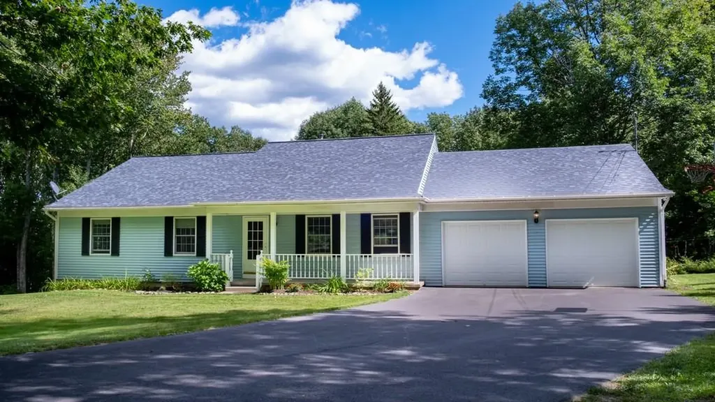 37 Garden Drive Winterport ME 04496