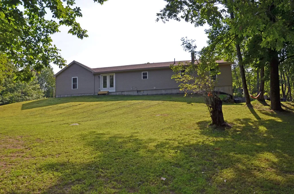 31 Frost Hill Road Norway ME 04268