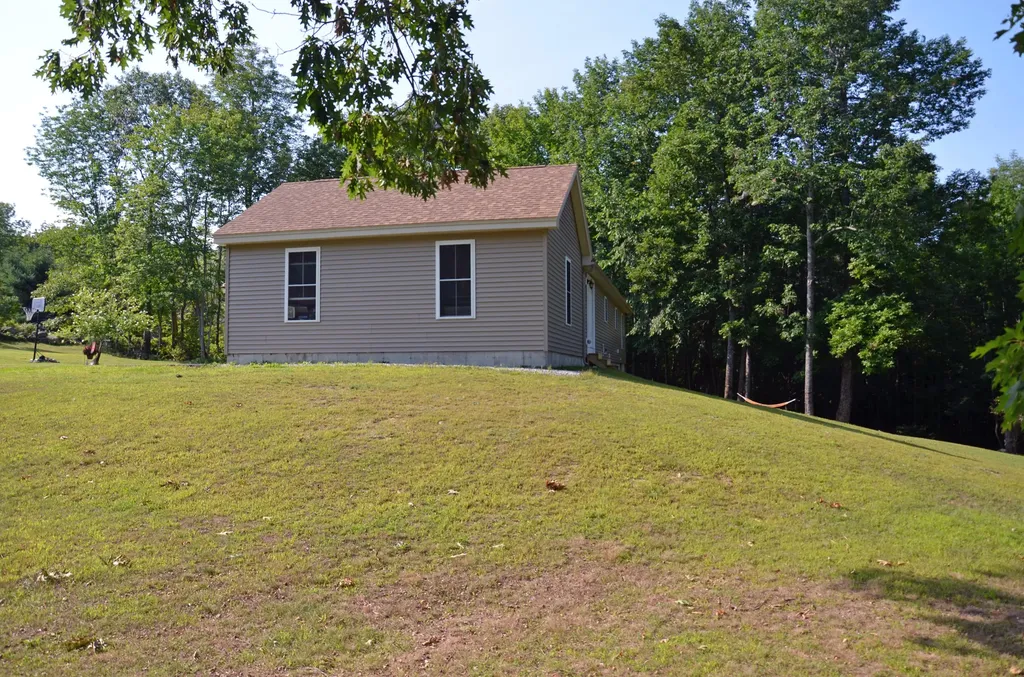 31 Frost Hill Road Norway ME 04268