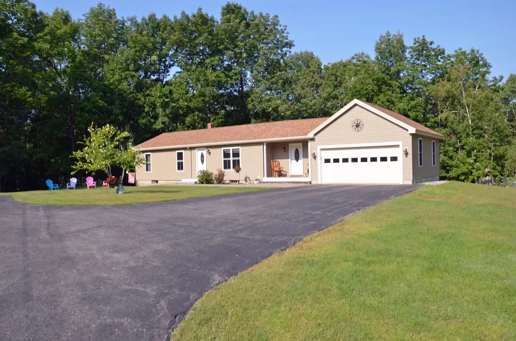 31 Frost Hill Road Norway ME 04268