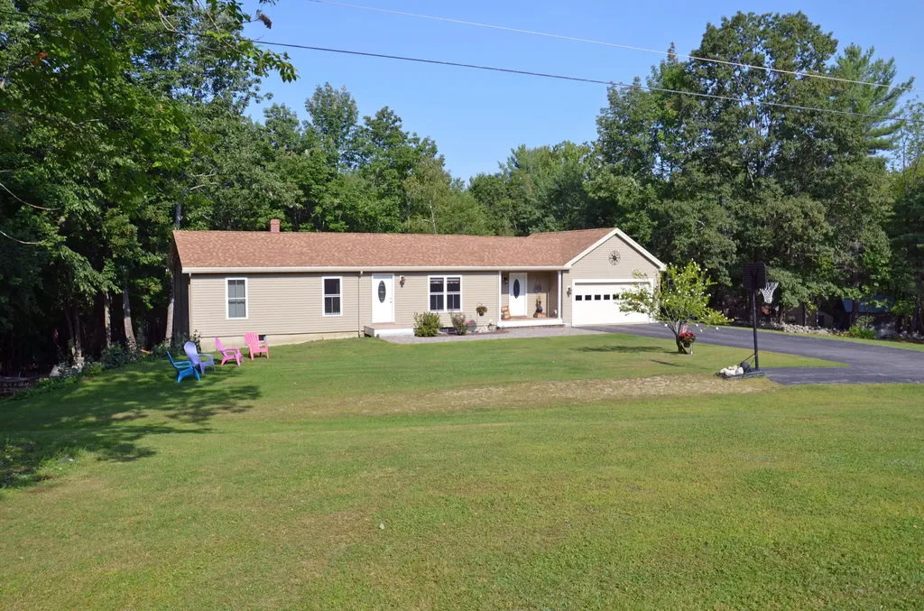 31 Frost Hill Road Norway ME 04268