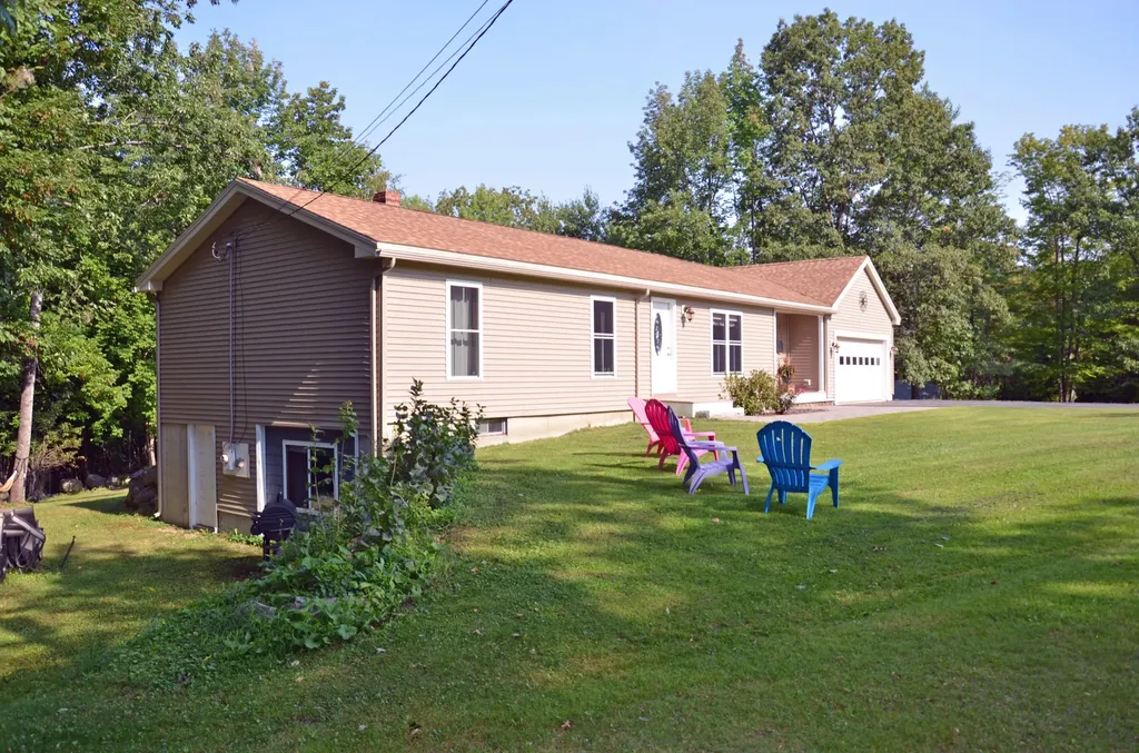 31 Frost Hill Road Norway ME 04268