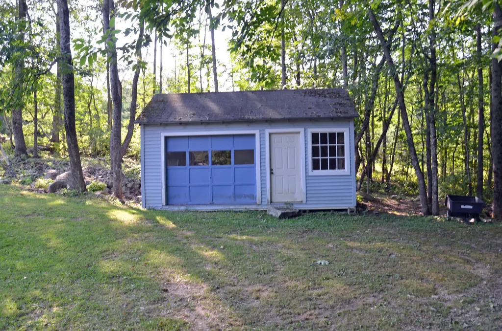 31 Frost Hill Road Norway ME 04268