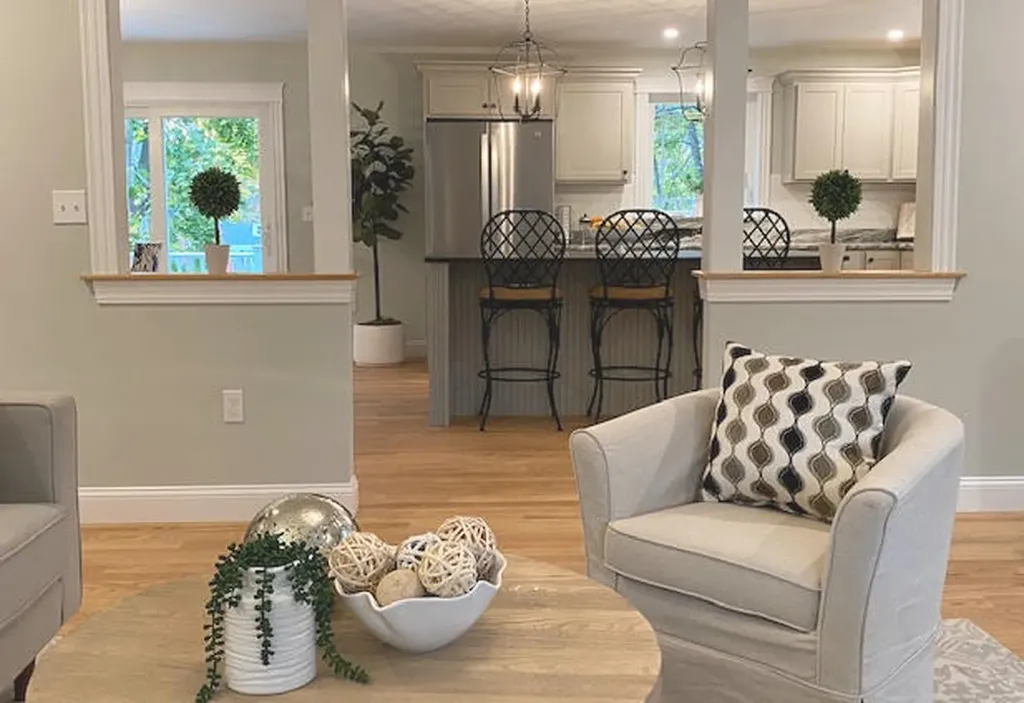 24 Redlon Road Portland ME 04102