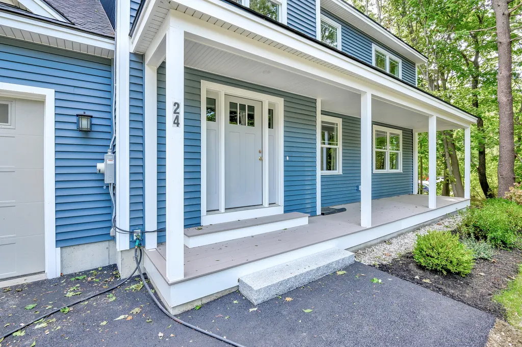 24 Redlon Road Portland ME 04102