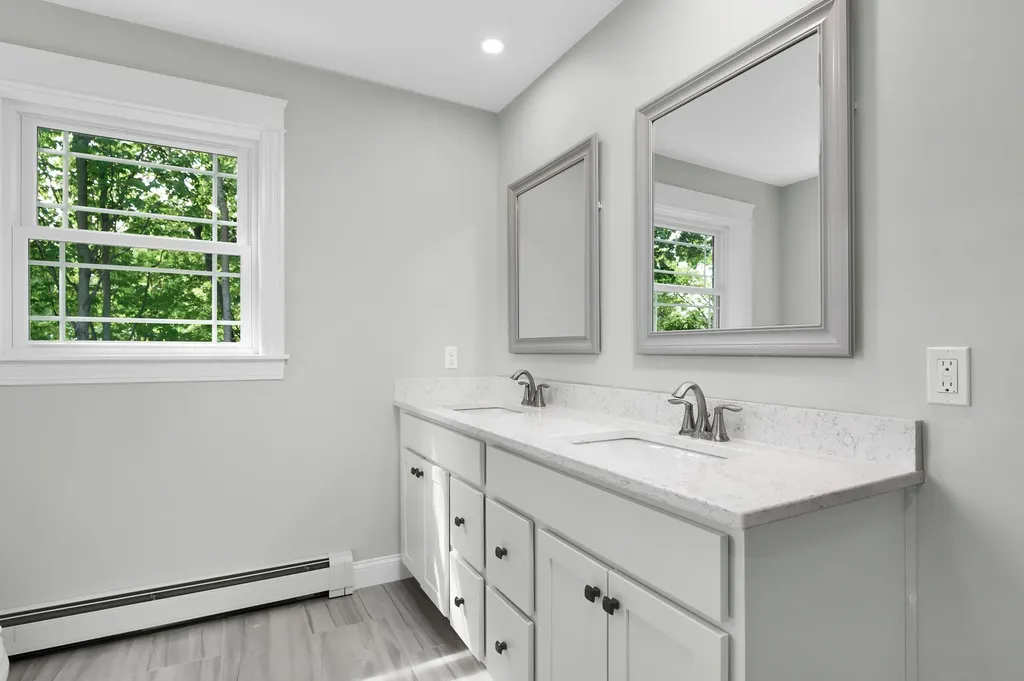 24 Redlon Road Portland ME 04102
