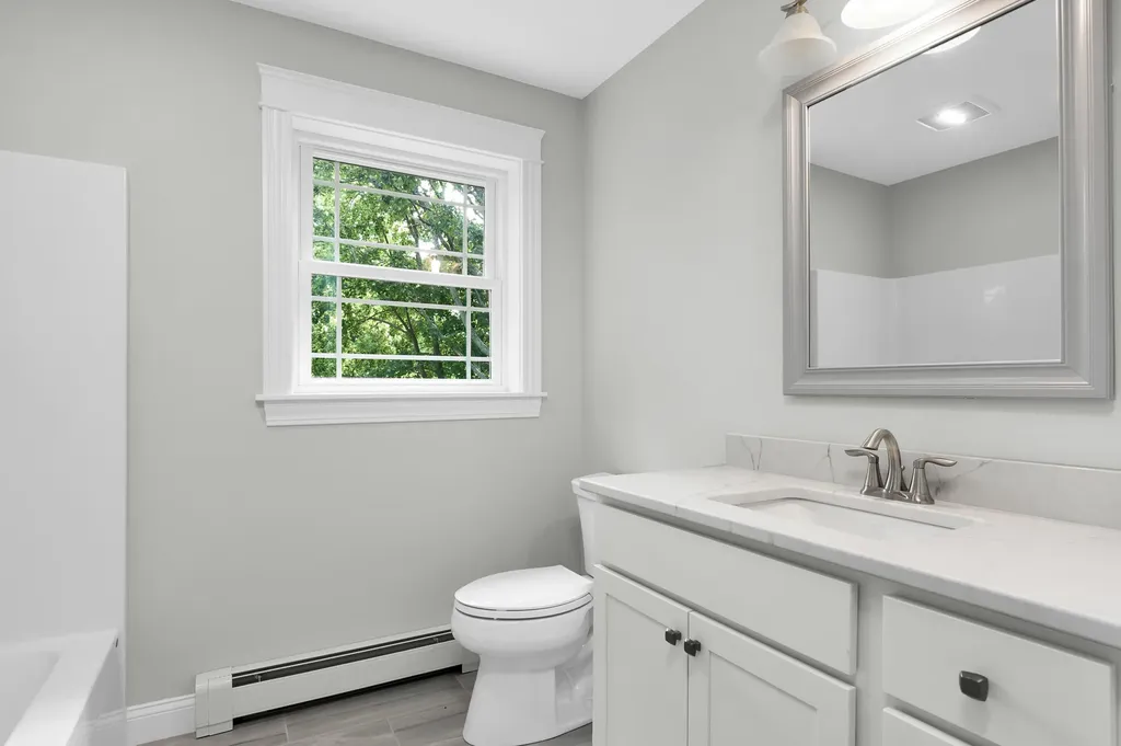24 Redlon Road Portland ME 04102