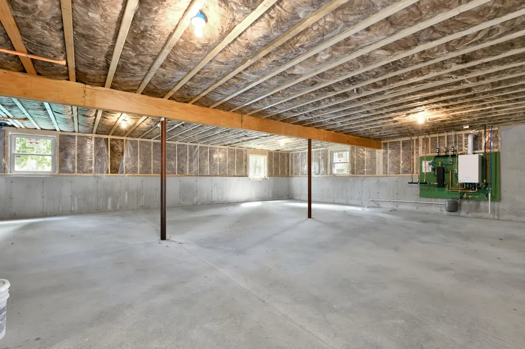 24 Redlon Road Portland ME 04102