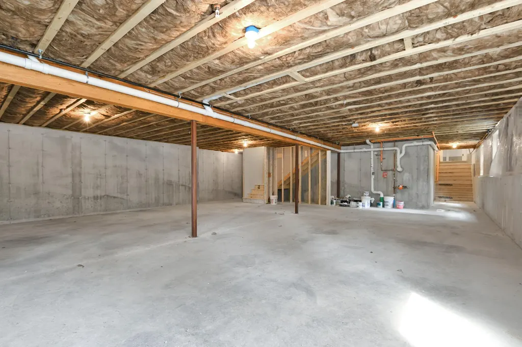 24 Redlon Road Portland ME 04102