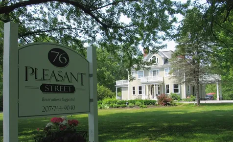 76 Pleasant Street Norway ME 04268