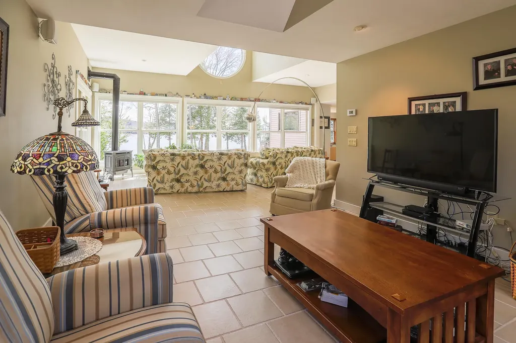37 Hurd Point Road Dedham ME 04429