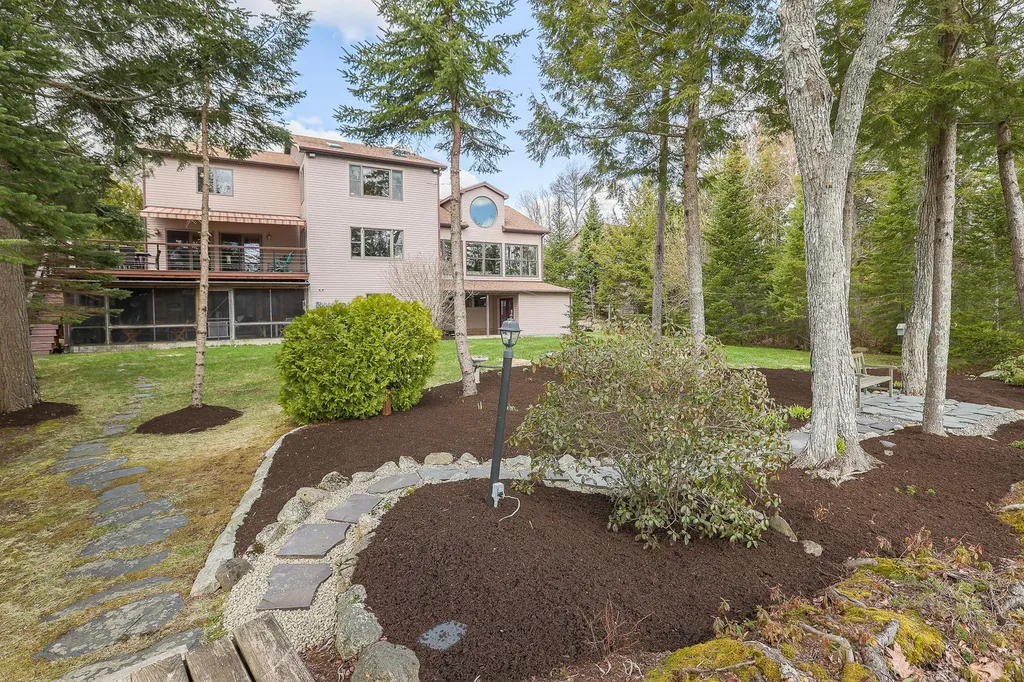 37 Hurd Point Road Dedham ME 04429