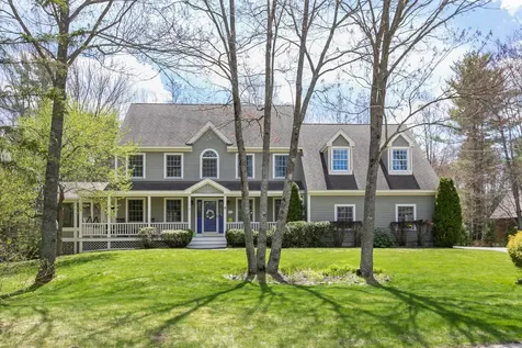 5 Galleon Lane Scarborough ME 04074