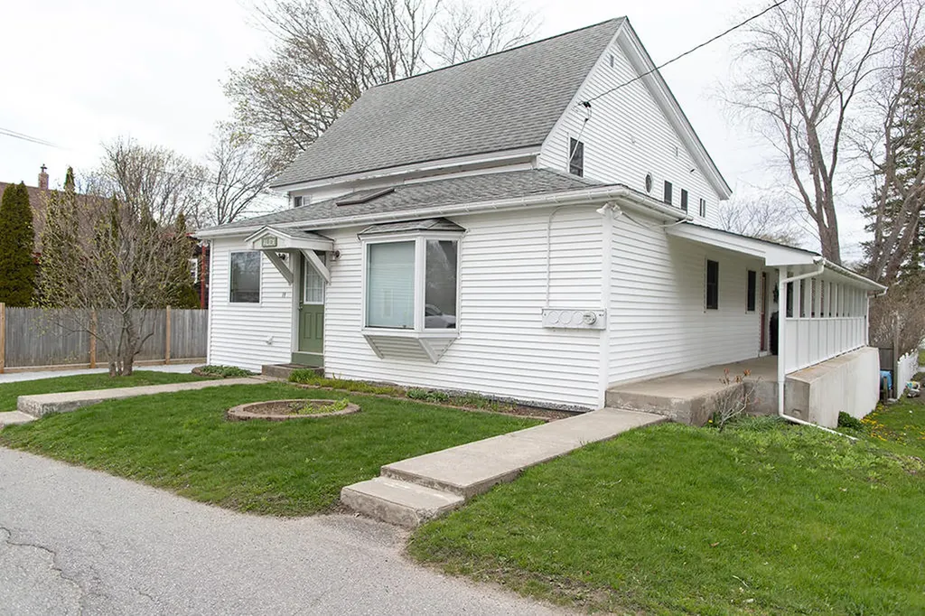 11 Orange Street Rockland ME 04841