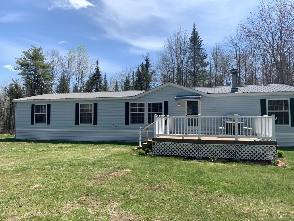 573 Lower Detroit Road Plymouth ME 04969