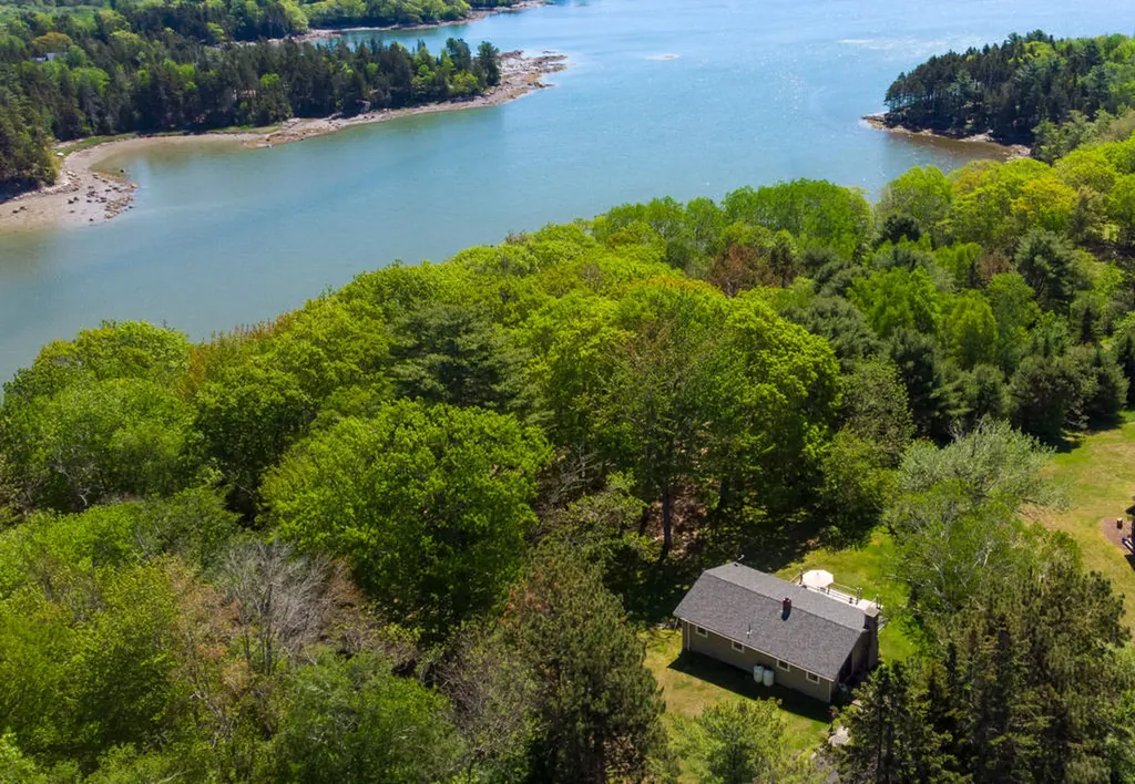 325 East Side Road Sorrento ME 04677