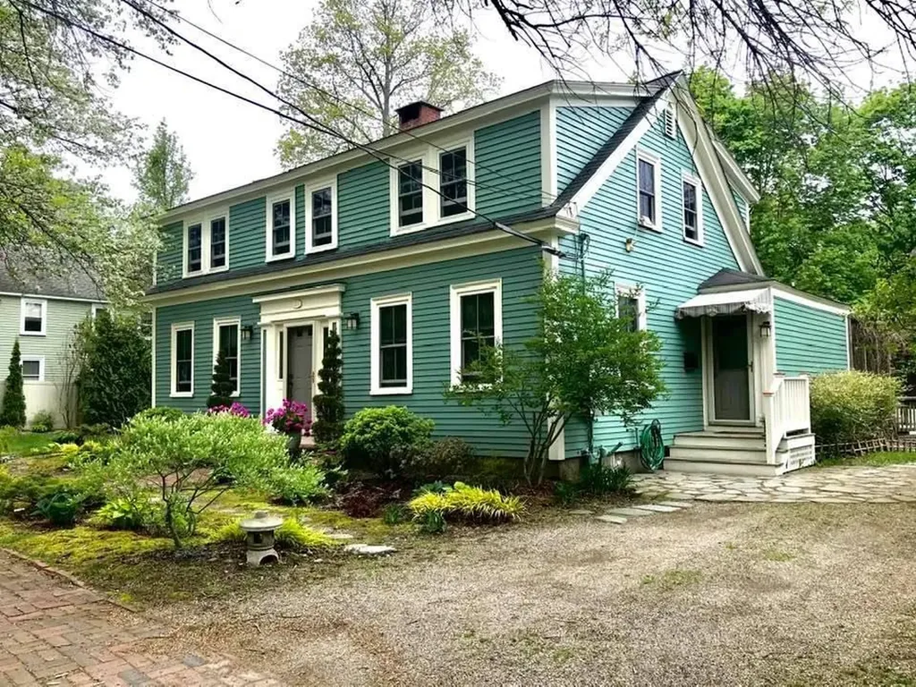 23 Pleasant Street Kennebunk ME 04043