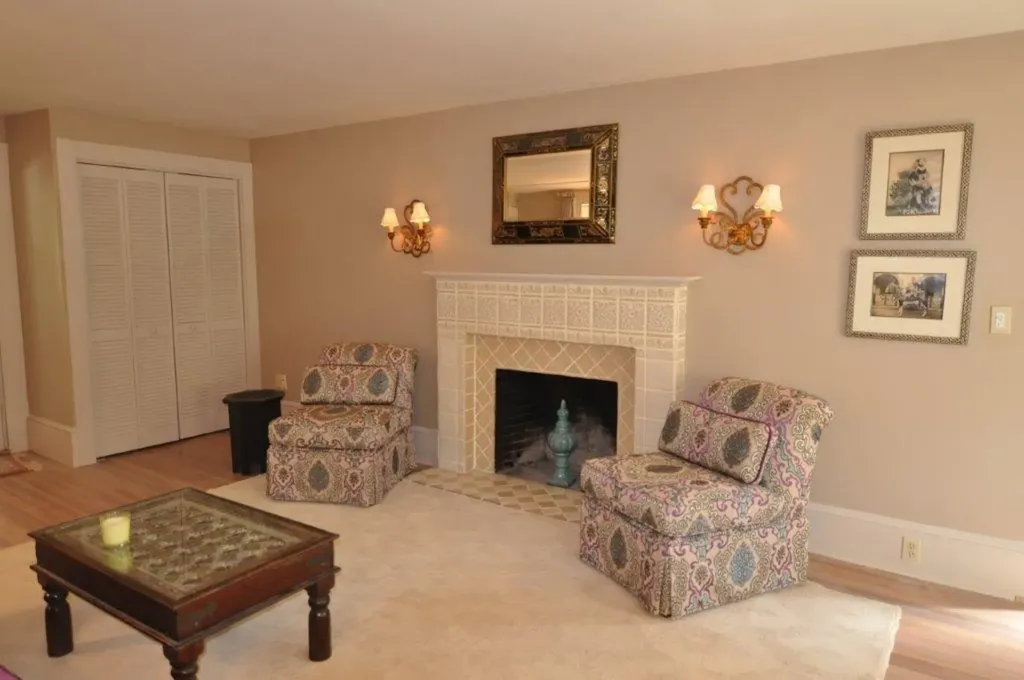 23 Pleasant Street Kennebunk ME 04043