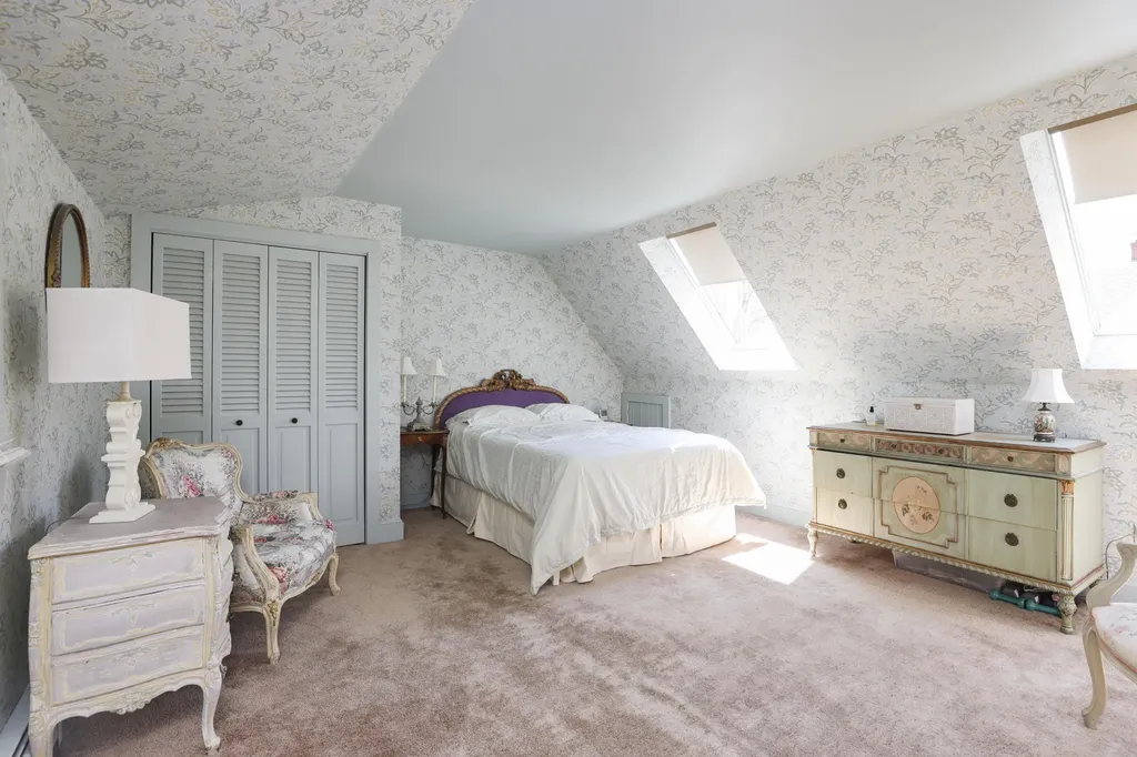 23 Pleasant Street Kennebunk ME 04043