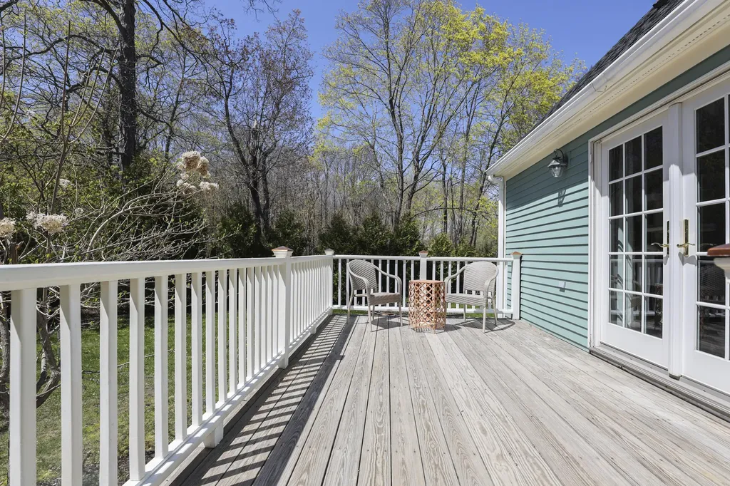 23 Pleasant Street Kennebunk ME 04043