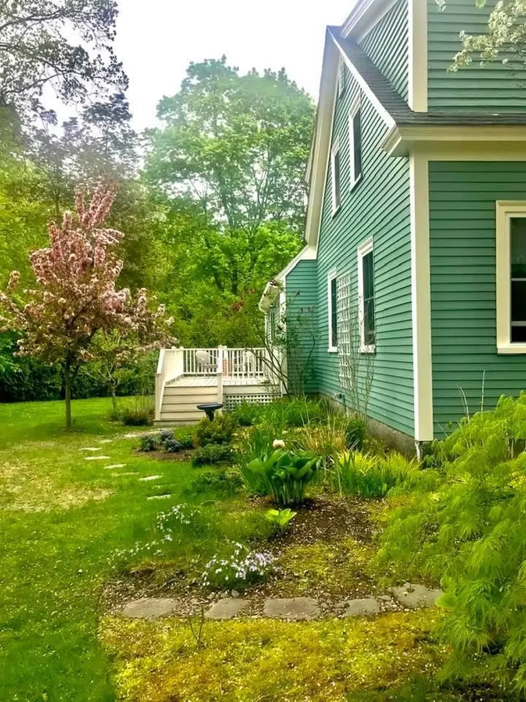 23 Pleasant Street Kennebunk ME 04043