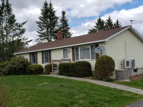 381 Williams Road Newport ME 04953
