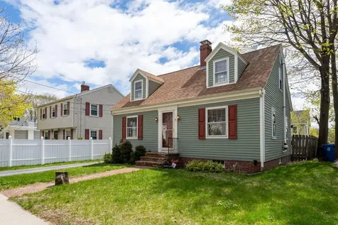 20 Chamberlain Avenue Portland ME 04101