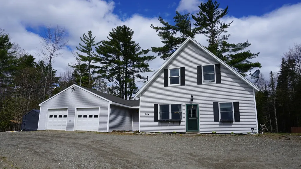 1094 Mullen Road Stetson ME 04488