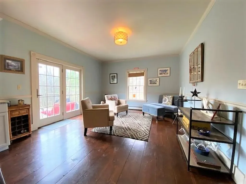 19 Jamison Place Manchester ME 04351