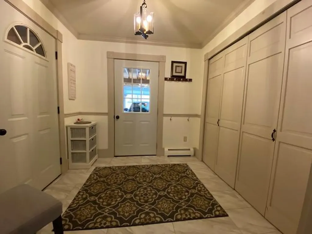 19 Jamison Place Manchester ME 04351
