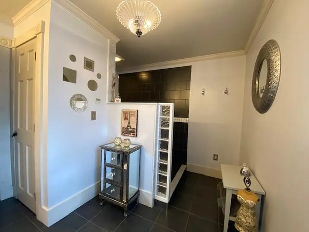 19 Jamison Place Manchester ME 04351