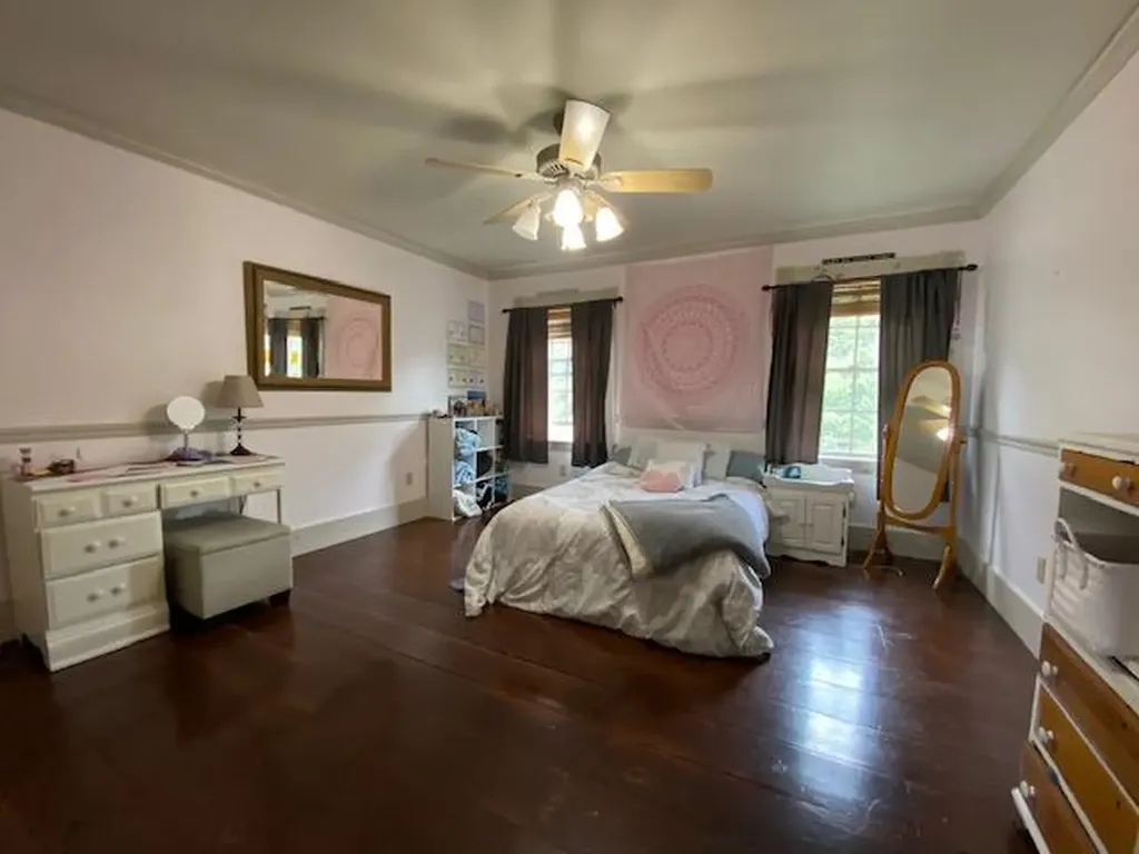 19 Jamison Place Manchester ME 04351
