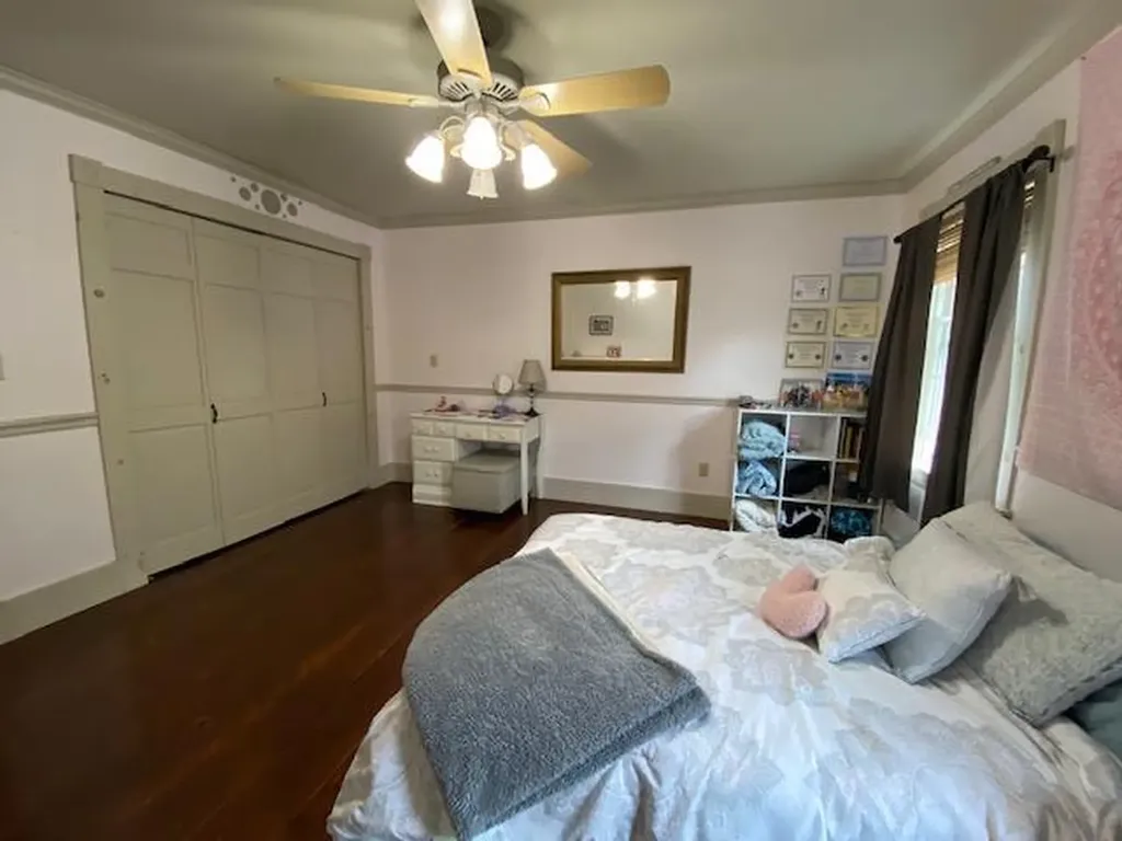 19 Jamison Place Manchester ME 04351