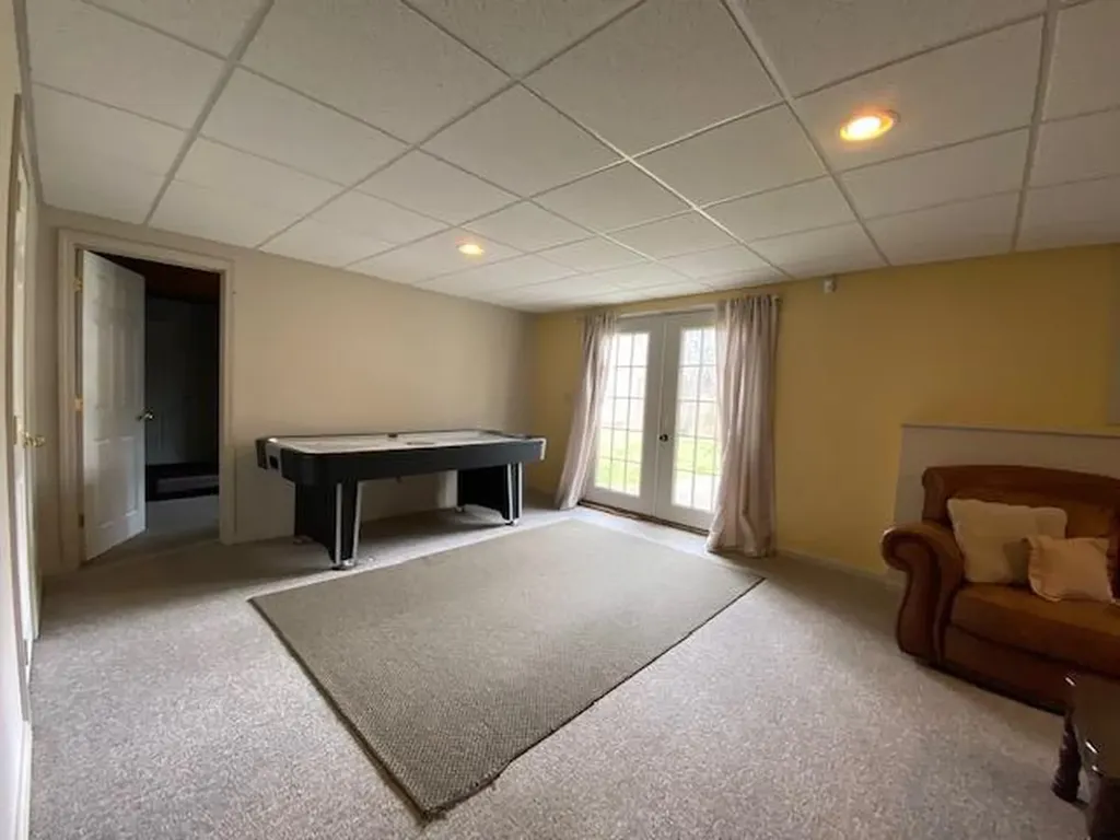 19 Jamison Place Manchester ME 04351