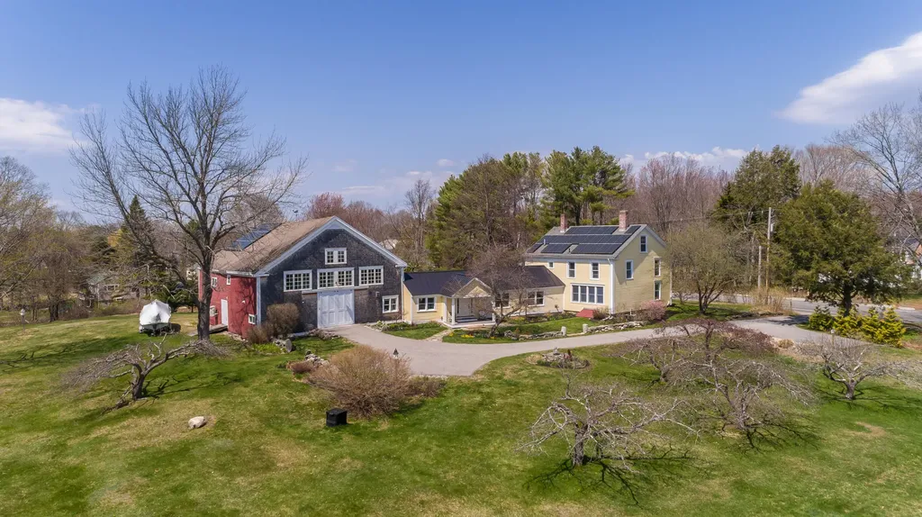 86 Tuttle Road Cumberland ME 04021