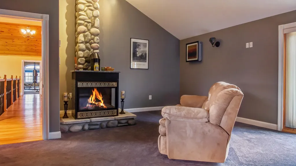 707 Hampden Road Carmel ME 04419