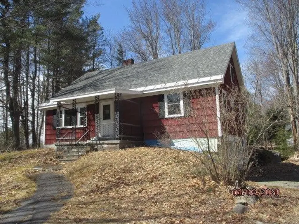 206 Main Road Eddington ME 04428