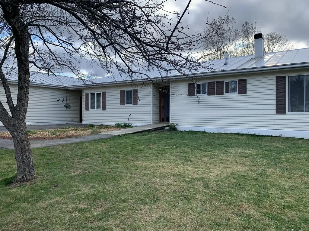 5 Mt Desert Drive Bangor ME 04401